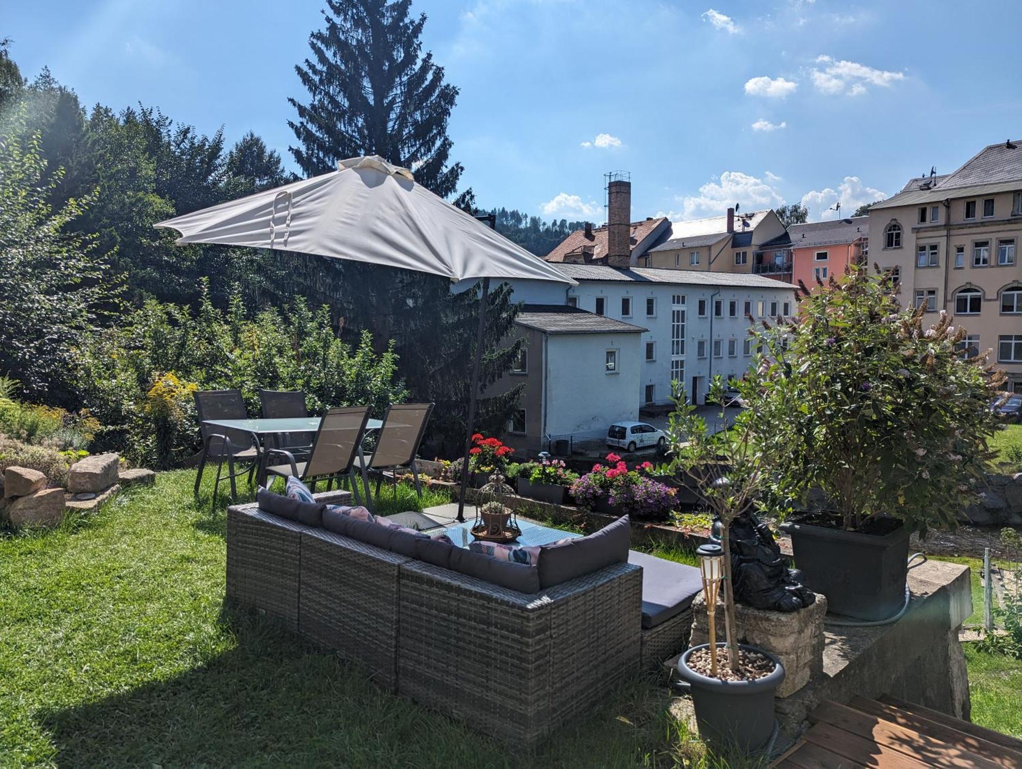 Hw3 - Urlaubsmagie - Helle, Grosse Wohnung Mit Pool Sebnitz Exterior foto