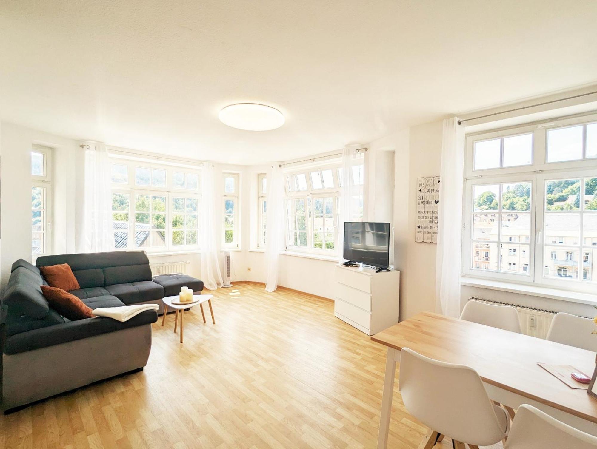 Hw3 - Urlaubsmagie - Helle, Grosse Wohnung Mit Pool Sebnitz Exterior foto